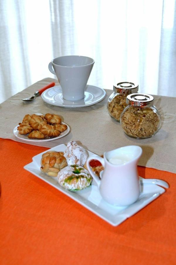 Gran Cancelliere Apartment With Parking Palermo Exterior photo